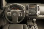 Nissan Frontier 2009 года